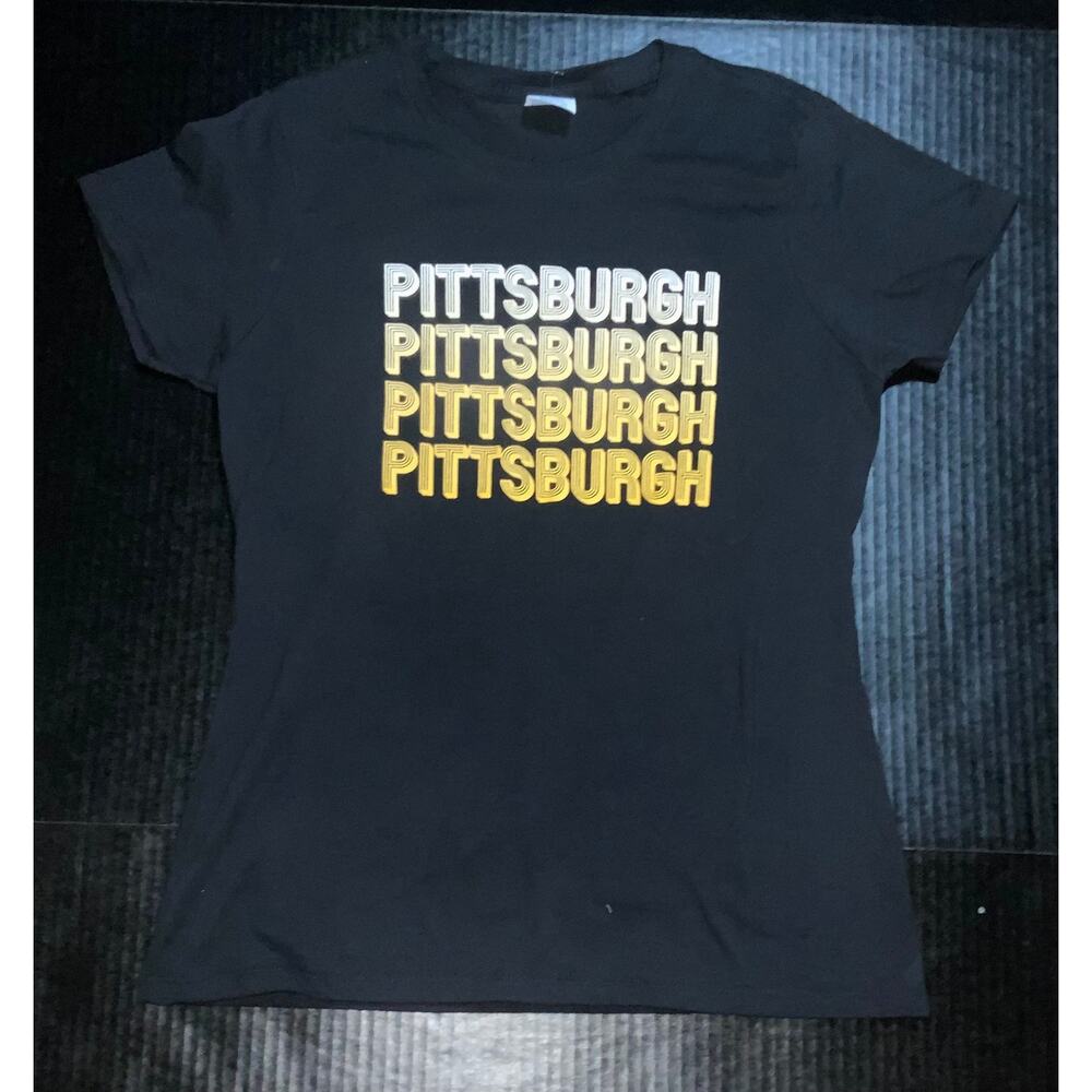 PITTSBURGH GRAPHIC TEE SHIRT